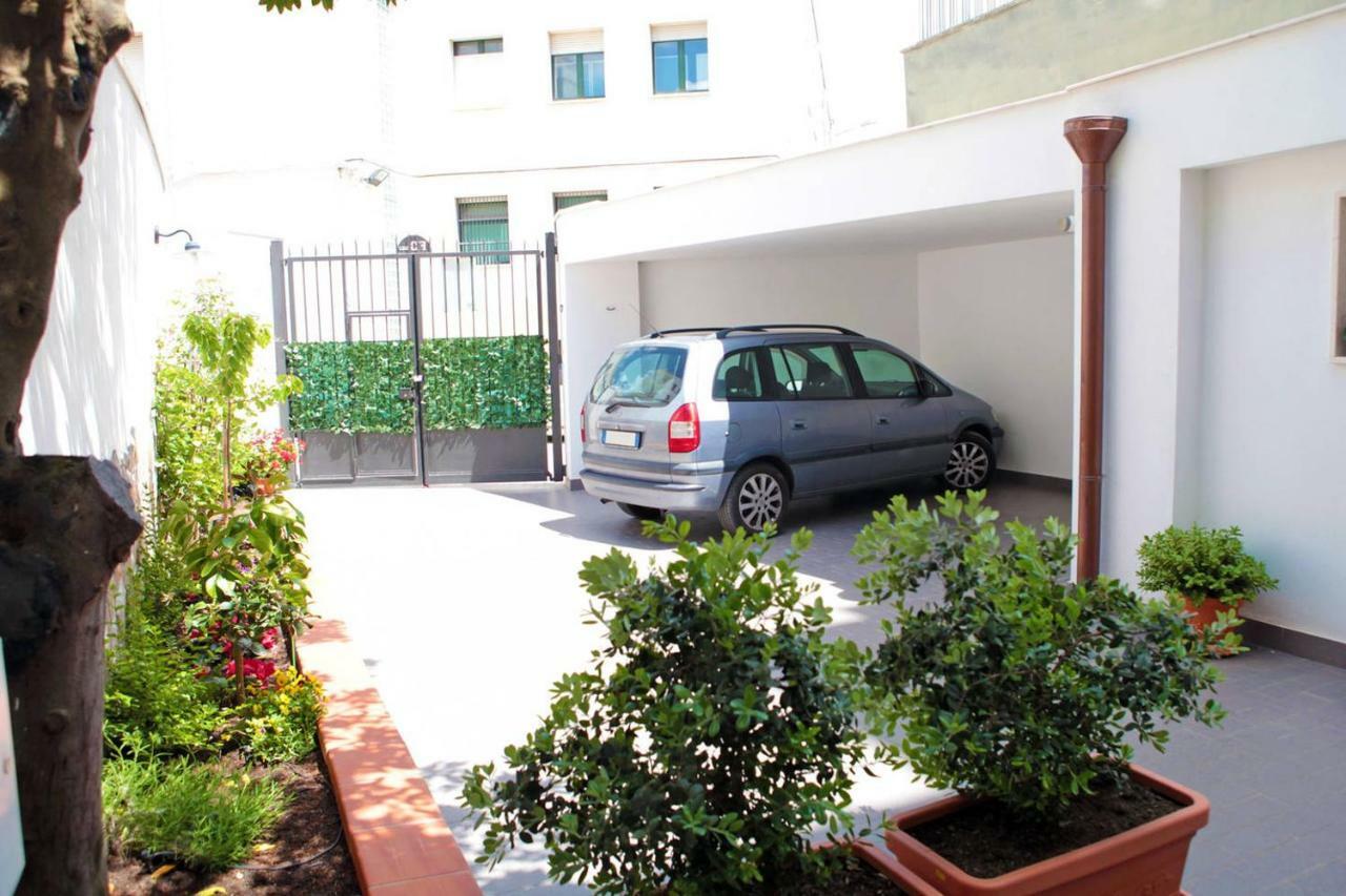 Casa Vacanza L'Alloro 2 Matera Exterior photo
